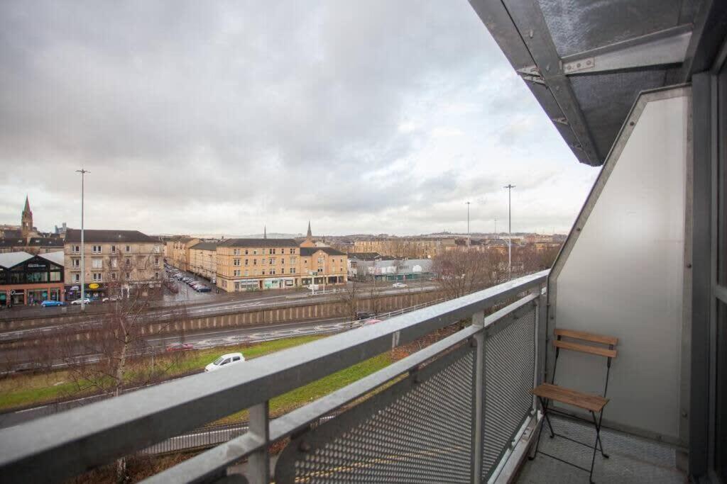 Beautiful Flat With Panoramic Views Over The City Glasgow Exterior foto
